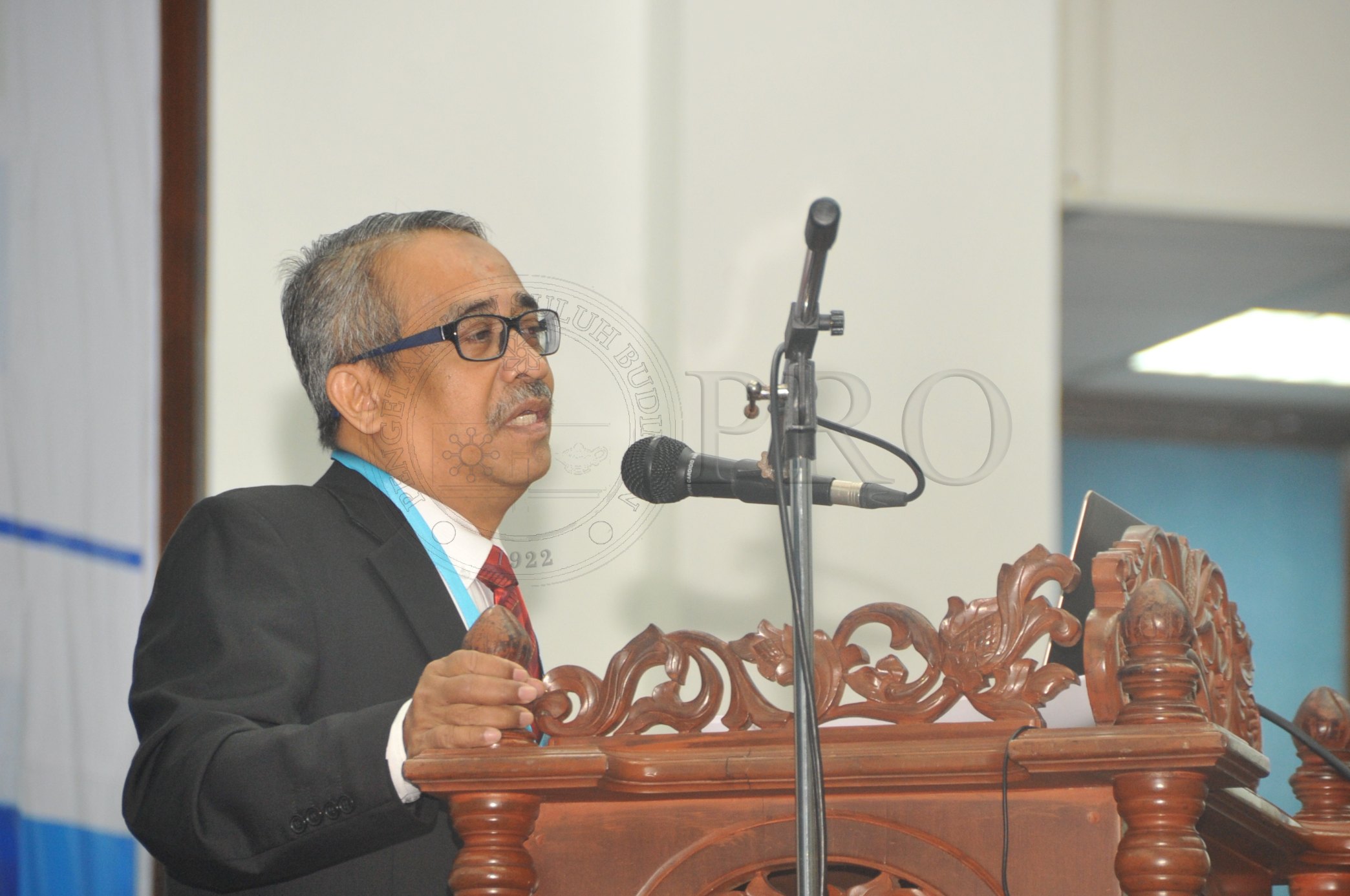 PRO 14 28 KONPEN PRO 7037